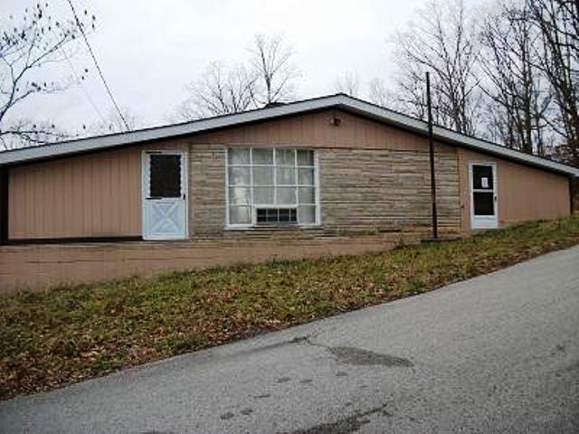 334 Camp Attrahunt Rd, Monticello, KY 42633 