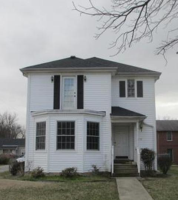 172 Simmons St, Versailles, KY 40383 