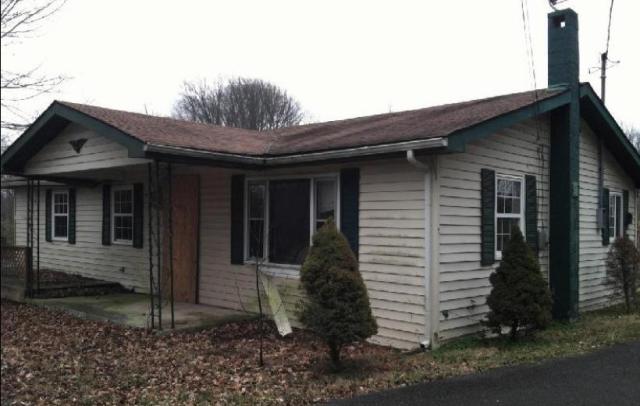 233 Morrill Kerby Knob R, Mc Kee, KY 40447 