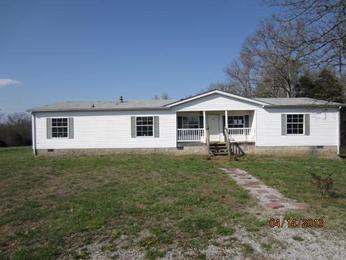 378 Hughes Rd, Auburn, KY 42206 