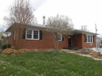 165 Pinehurst Dr, Frankfort, KY 40601 