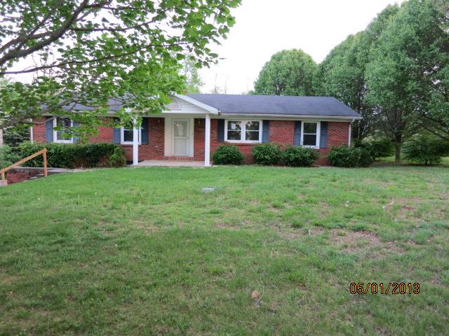 365 Hickory Ln, Berea, KY 40403 