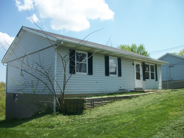 36 Lakeview Dr, Williamstown, KY 41097 