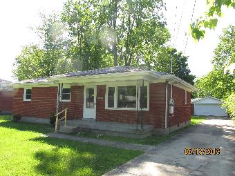 8221 Rust Oak Ln, Louisville, KY 40219 