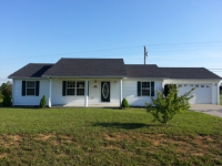 1042 Breezy Ln, Berea, KY 40403 