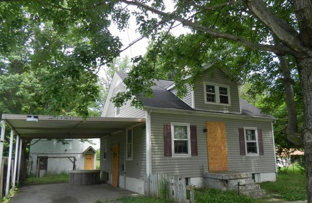 13714 South Blakely, Louisville, KY 40272 