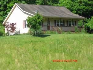 656 Tark Hill Rd, Grayson, KY 41143 