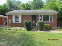 2214 Briargate Ave, Louisville, KY 40216 