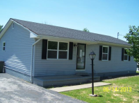 107 Lee Ln, Hopkinsville, KY 42240 