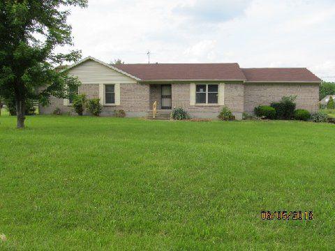 2103 Fox Trail Drive, La Grange, KY 40031 