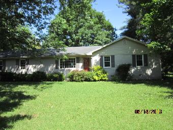 306 Skyline Park Dr, Hopkinsville, KY 42240 