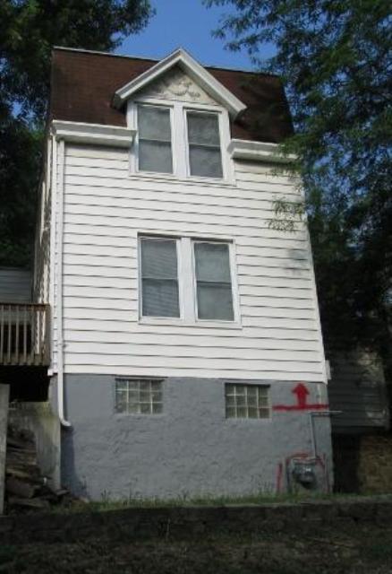 1438 Waterworks Rd, Newport, KY 41071 