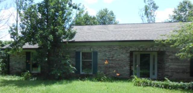 132 Oak Dr, Lancaster, KY 40444 