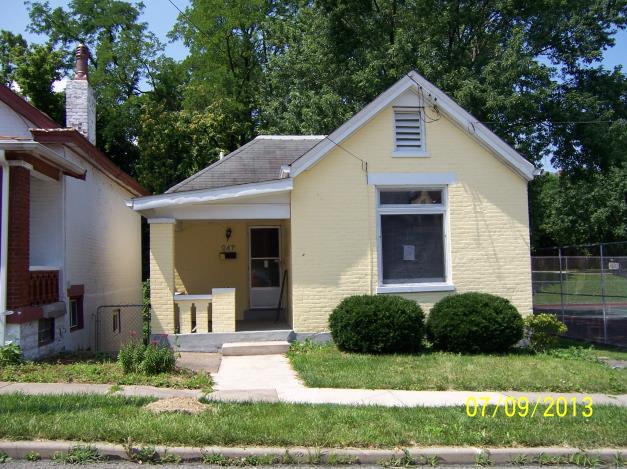 247 Evergreen Ave, Southgate, KY 41071 