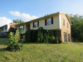 401 Boston Ct, Lexington, KY 40503 