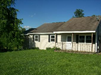 972 Hill Rd, Paris, KY 40361 