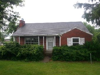 306 Lexington St, Lancaster, KY 40444 