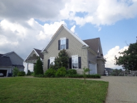 707 Falcon Ridge Ln, La Grange, KY 40031 