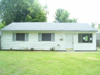 4802 Palma Rd, Louisville, KY 40272 