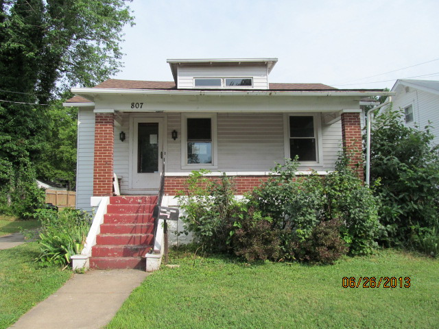 807 Inverness Ave, Louisville, KY 40214 