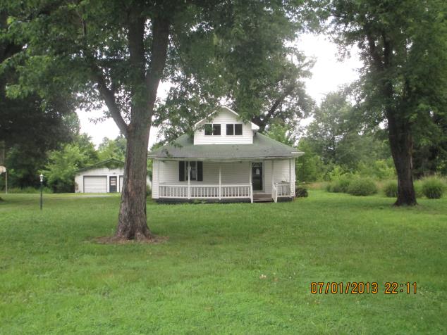 5135 Cold Springs Rd, West Paducah, KY 42086 
