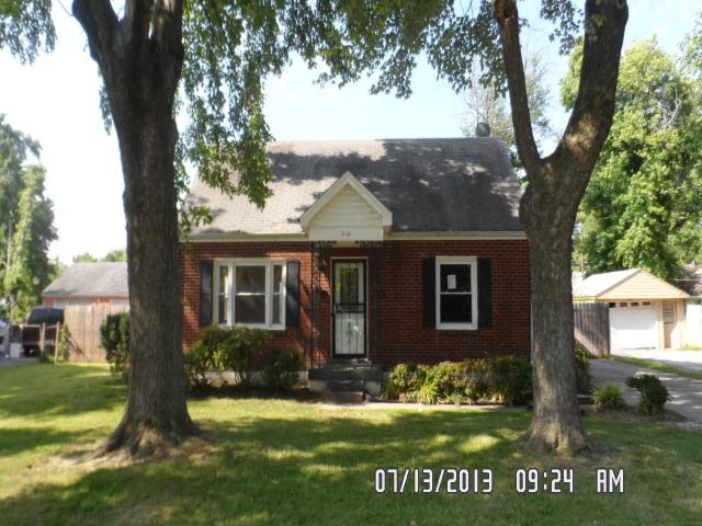 210 Marytena Dr, Louisville, KY 40214 