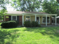 2716 Llandovery Dr, Louisville, KY 40299 