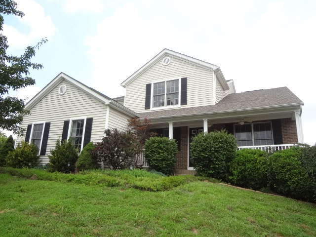 5301 Oldshire Rd, Louisville, KY 40229 