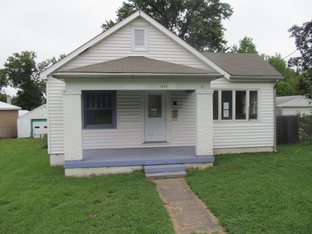 1859 Kendall Ln, Louisville, KY 40216 