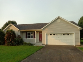 556 Hadley Loop Rd, Bowling Green, KY 42101 