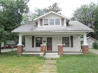 Lawrence, Madisonville, KY 42431 