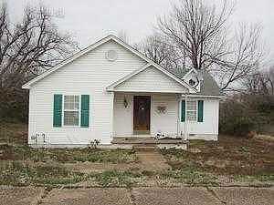 Maple, Mayfield, KY 42066 