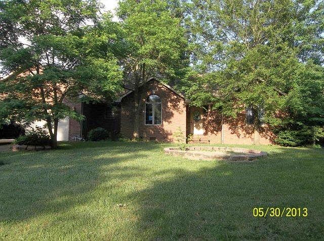 Fleetwood, Murray, KY 42071 