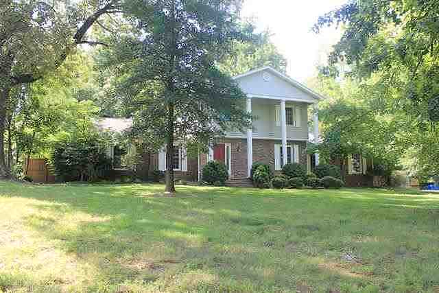 Primrose, Paducah, KY 42001 