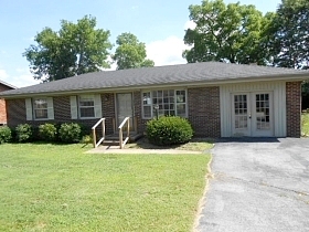Linda, Hopkinsville, KY 42240 