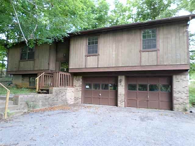Flaherty, Vine Grove, KY 40175 