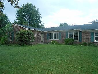 Farmbrook, Frankfort, KY 40601 