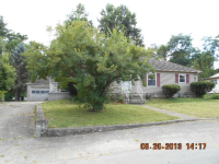 326 Strathmore Dr, Frankfort, KY 40601 