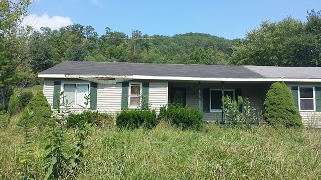 Manley Hollow, Vanceburg, KY 41179 