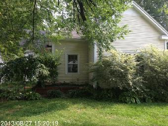 423 W 9th St, Russellville, KY 42276 