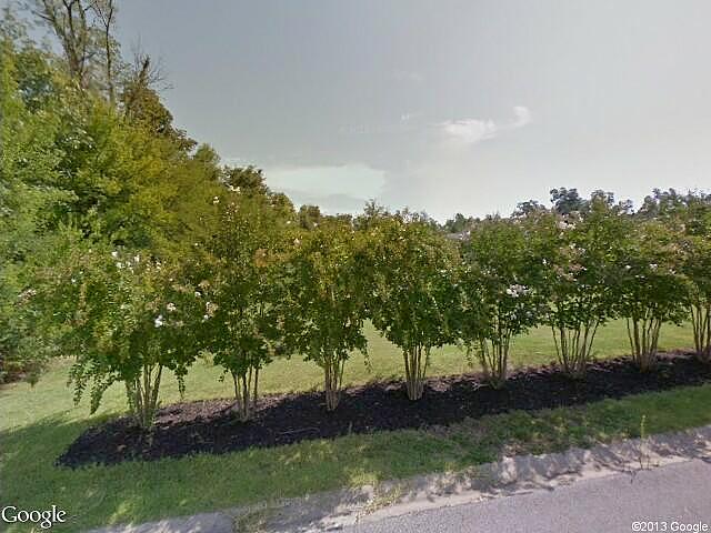 White Pine, Paducah, KY 42003 