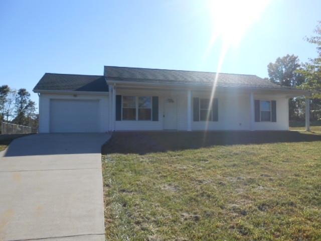284 School Side Dr, Brandenburg, KY 40108 