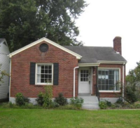 914 W Whitney Ave, Louisville, KY 40215 