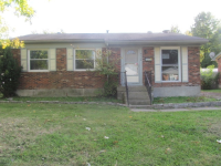 4110 Carbine Ln, Louisville, KY 40229 