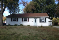 4717 Seville Dr, Louisville, KY 40272 