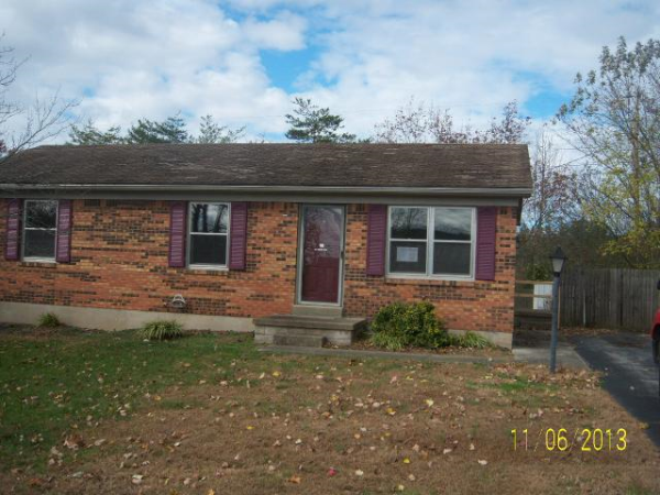 22 Raintree Ct, Irvine, KY 40336 