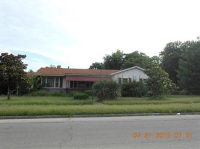 1411 Cunningham Ct, Louisville, KY 40211 