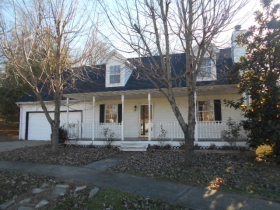 105 Nellie Ct, Radcliff, KY 40160 