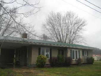 902 Adams Ave, Wurtland, KY 41144 