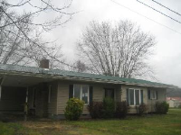 902 Adams Ave, Wurtland, KY 41144 